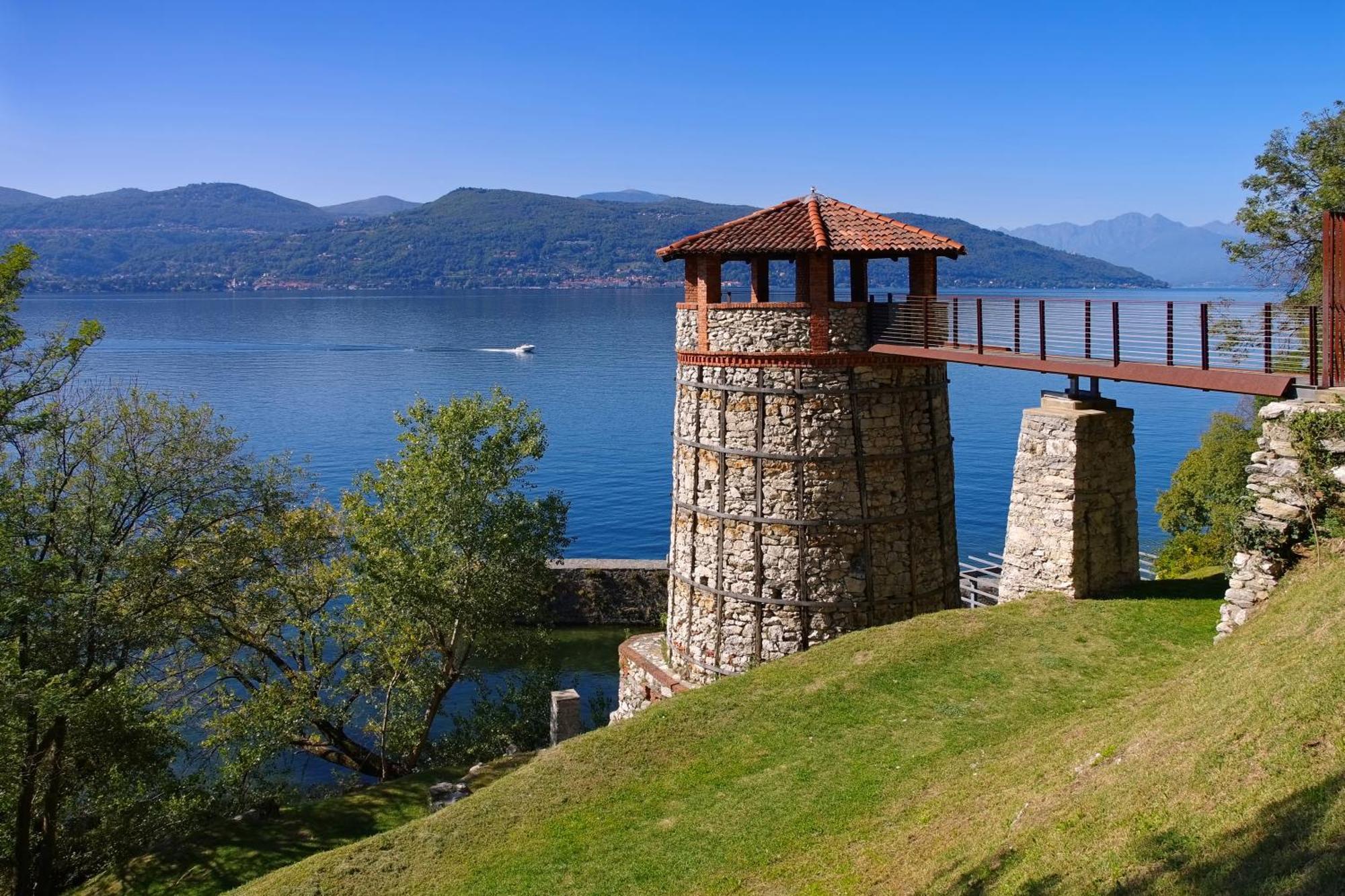 La Luna Nel Lago Lake View Garden - Happy Rentals Ispra Buitenkant foto